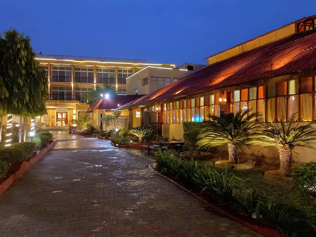 Manohar Villas Resort